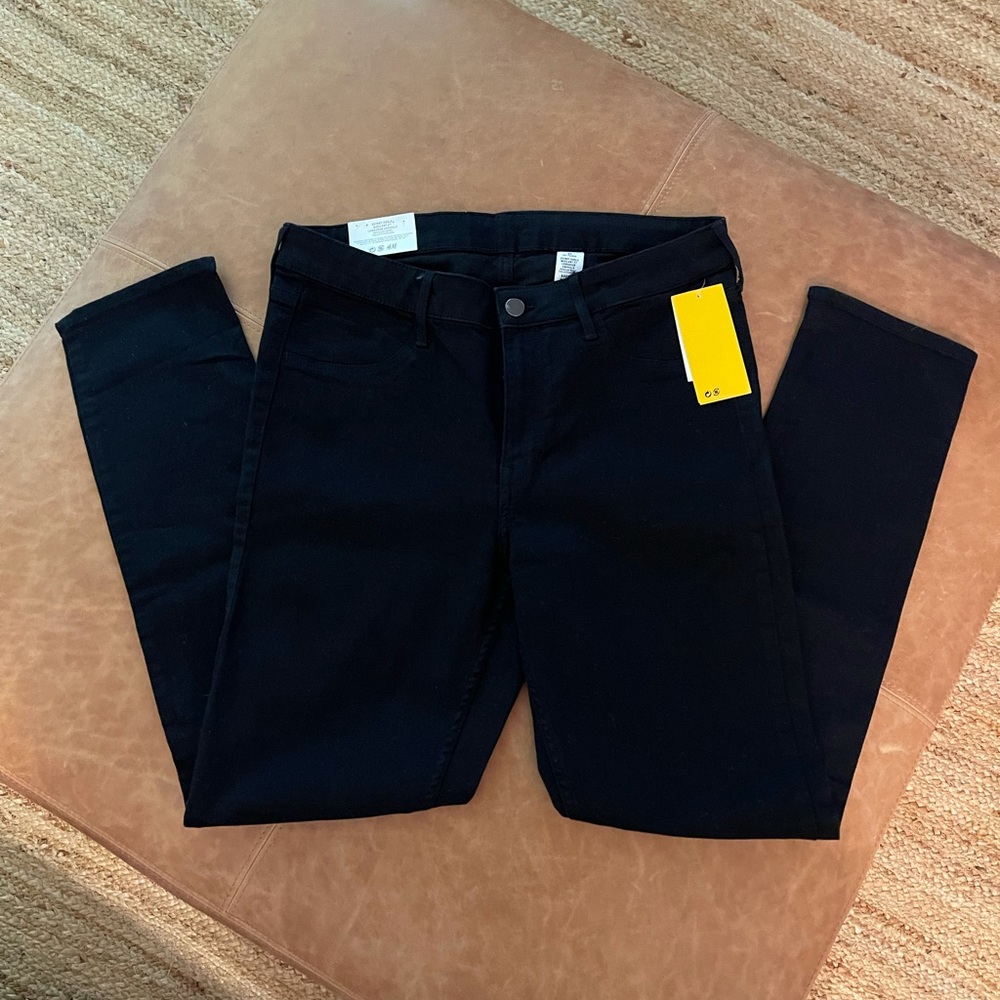 NWT H&M Black Skinny Ankle Jeans